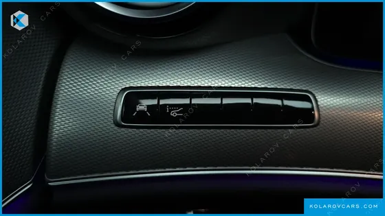 MERCEDES E-CLASS E300 AMG LINE