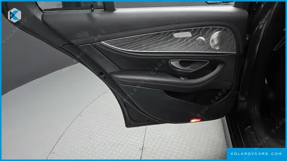 MERCEDES E-CLASS E350 4MATIC AMG LINE