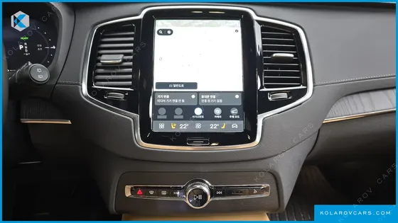 VOLVO XC90 T8 ULTRA BRIGHT HYBRID