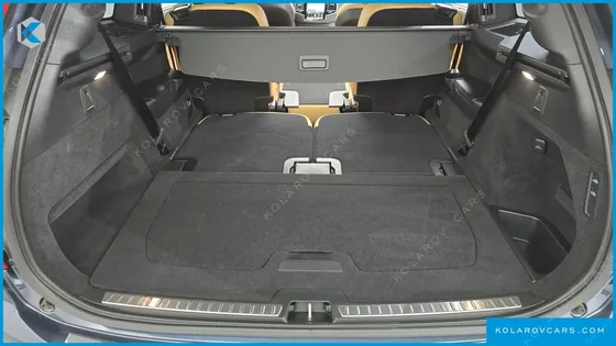 VOLVO XC90 T8 ULTRA BRIGHT HYBRID