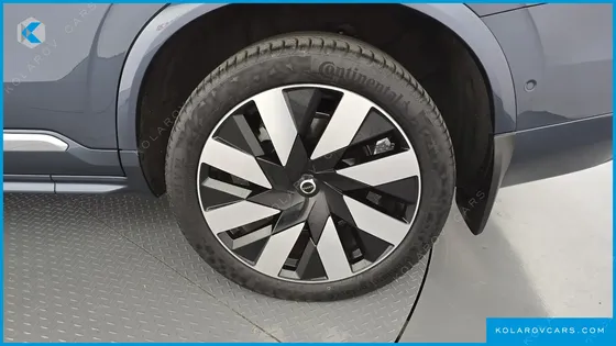 VOLVO XC90 T8 ULTRA BRIGHT HYBRID