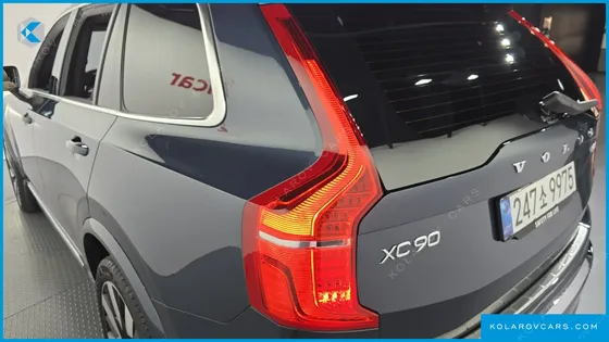 VOLVO XC90 T8 ULTRA BRIGHT HYBRID