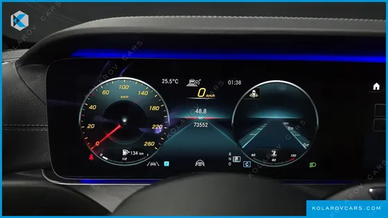 MERCEDES E-CLASS E220D 4MATIC AMG LINE