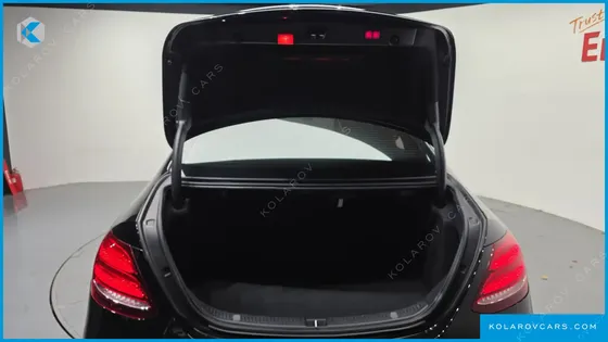 MERCEDES E-CLASS E220D EXCLUSIVE