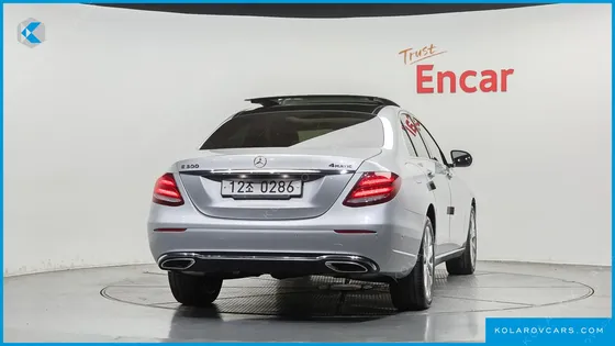 MERCEDES E-CLASS E300 4MATIC EXCLUSIVE