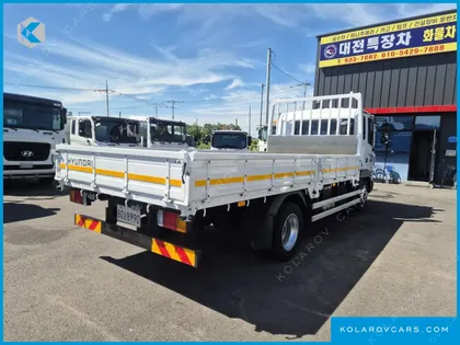 HYUNDAI MEGA TRUCK GOLD