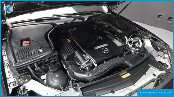 MERCEDES E-CLASS E300 4MATIC AVNATGARDE