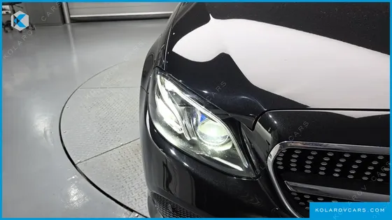 MERCEDES E-CLASS E300 4MATIC AVNATGARDE