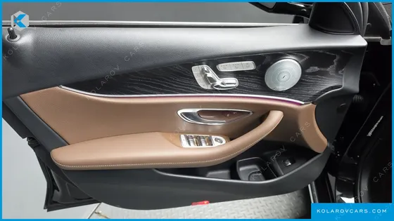 MERCEDES E-CLASS E300 4MATIC AVNATGARDE