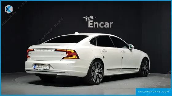 VOLVO S90 T8 AWD ULTIMATE BRIGHT