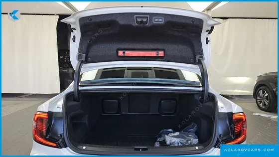 VOLVO S90 T8 AWD ULTIMATE BRIGHT
