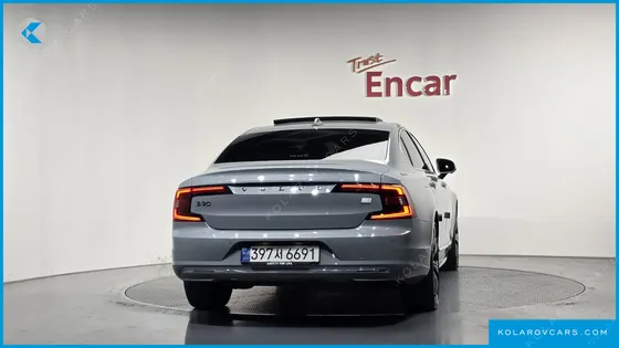 VOLVO S90 T8 AWD ULTIMATE BRIGHT