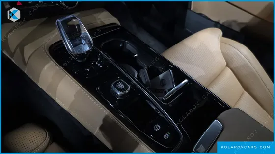 VOLVO S90 T8 AWD ULTIMATE BRIGHT