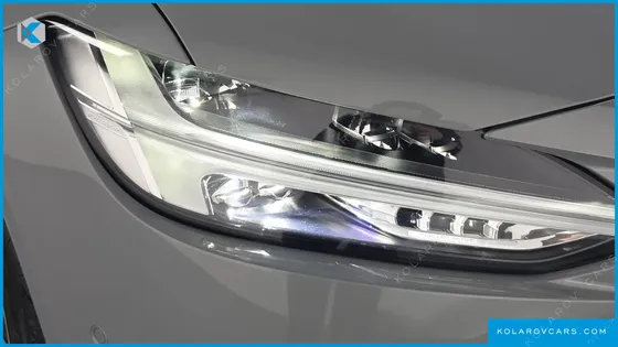 VOLVO S90 T8 AWD ULTIMATE BRIGHT