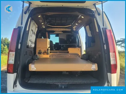 HYUNDAI STARIA NONE