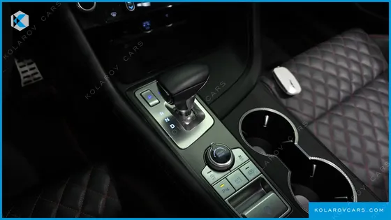 GENESIS G70 GASOLINE 2.5T 4WD