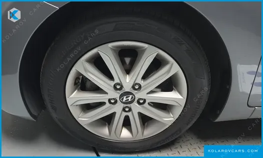 HYUNDAI ELANTRA (AVANTE) 1.6 VGT 10 MILLION LIMITED