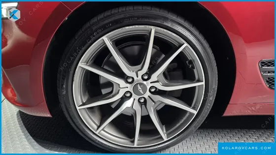 GENESIS G70 GASOLINE 3.3T 4WD