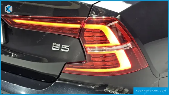 VOLVO S60 B5 ULTIMATE BRIGHT