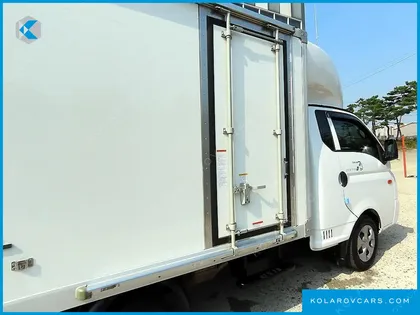HYUNDAI PORTER II SUPER CABIN LPG