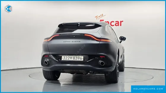 ASTON MARTIN DBX 4.0 V8