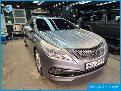 HYUNDAI GRANDEUR HG240 MODERN