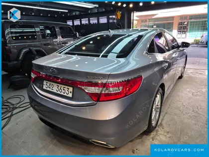 HYUNDAI GRANDEUR HG240 MODERN