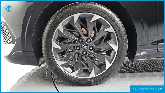 HYUNDAI GRANDEUR EXCLUSVIE