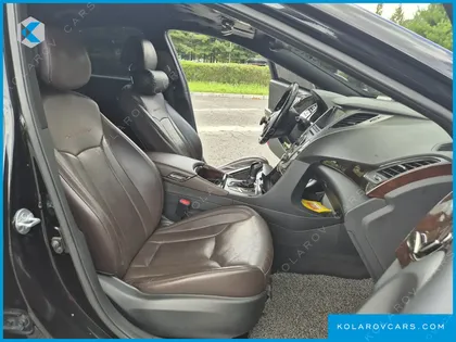 HYUNDAI GRANDEUR LPG HG300 HANDICAPPED ONLY