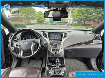 HYUNDAI GRANDEUR LPG HG300 HANDICAPPED ONLY