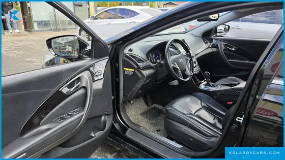 HYUNDAI GRANDEUR HG240 MODERN