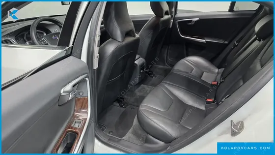 VOLVO S60 D4