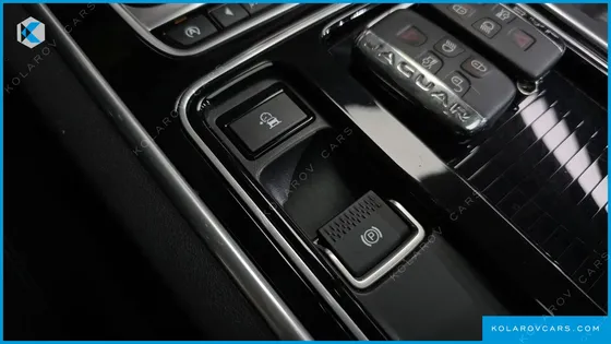 JAGUAR XF 20D PORTFOLIO