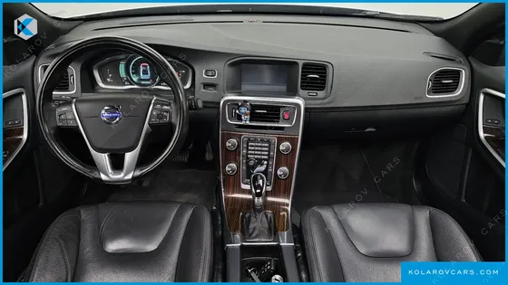 VOLVO S60 D4