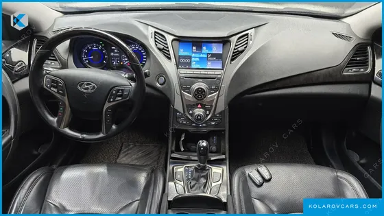 HYUNDAI GRANDEUR HG240 MODERN