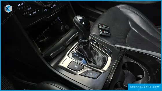 HYUNDAI GRANDEUR HG240 MODERN