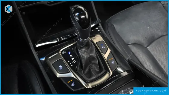 HYUNDAI GRANDEUR HG240 LUXURY