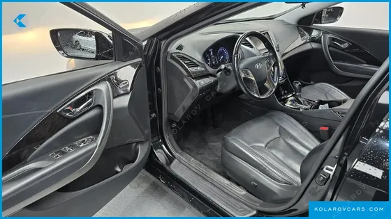 HYUNDAI GRANDEUR HG240 LUXURY