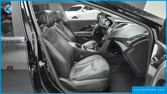 HYUNDAI GRANDEUR HG240 LUXURY