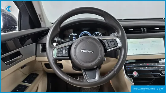 JAGUAR XF 20D PRESTIGE