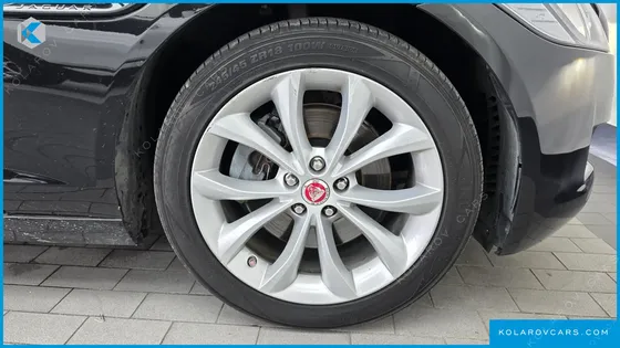 JAGUAR XF 20D PRESTIGE
