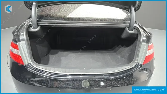 HYUNDAI GRANDEUR HG240 LUXURY