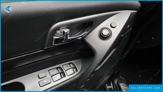 KGM - SSANGYONG KORANDO 4WD OUTDOOR EDITION 9-SEATER