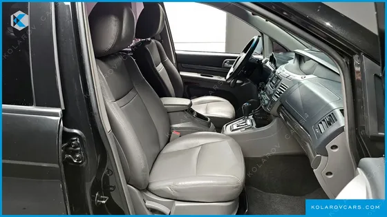 KGM - SSANGYONG KORANDO 4WD LT 9-SEATER