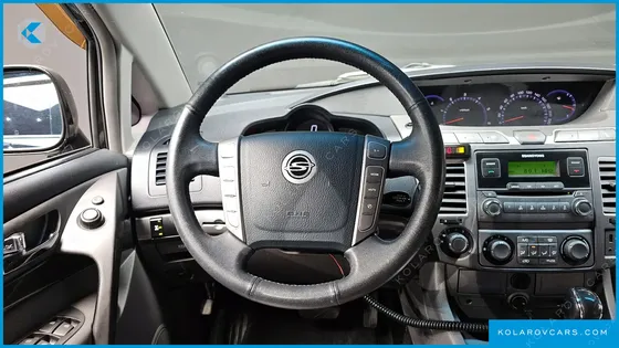 KGM - SSANGYONG KORANDO 4WD LT 9-SEATER