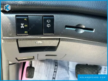 KGM - SSANGYONG KORANDO 4WD LT 9-SEATER