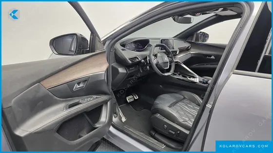 PEUGEOT 5008 1.2 PURE TECH GT