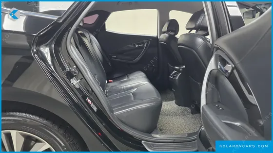 HYUNDAI GRANDEUR HG240 MODERN COLLECTION
