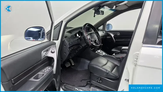 KGM - SSANGYONG KORANDO 4WD TX 9-SEATER