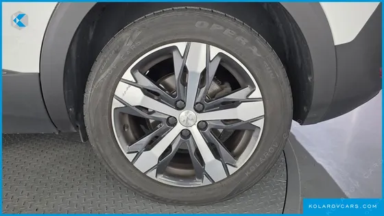 PEUGEOT 5008 1.6 BLUEHDI ALLURE